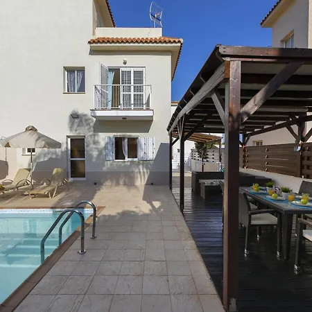 Knossos Villa